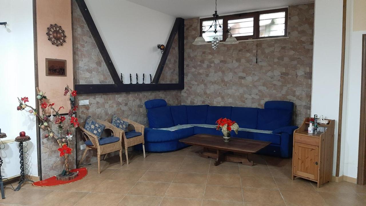 Hotel Casa Giulia Tiggiano Esterno foto